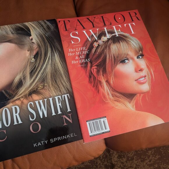Lot of 3 Taylor Swift Collector's Magazines - Picture 4 of 4
